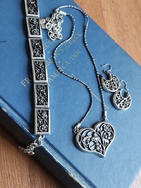 Brighton Necklace, Earrings, Bracelet Set